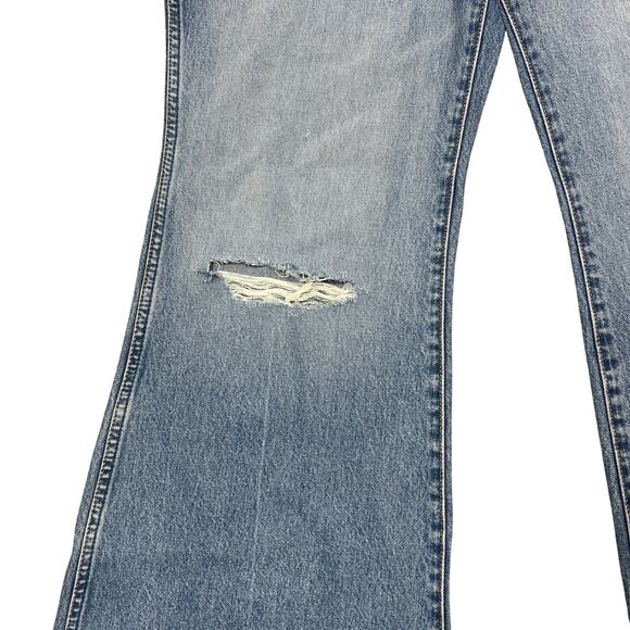 Wrangler Wanderer 622 High-Rise Flare Jeans 32x32 Light Distress Denim NEW Read* - Picture 15 of 16